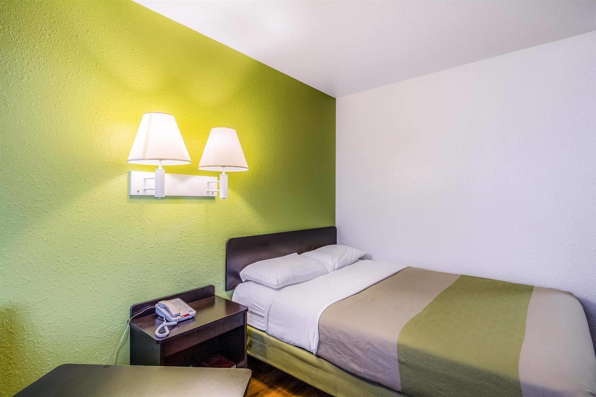 Motel 6-Green Bay, Wi Bagian luar foto