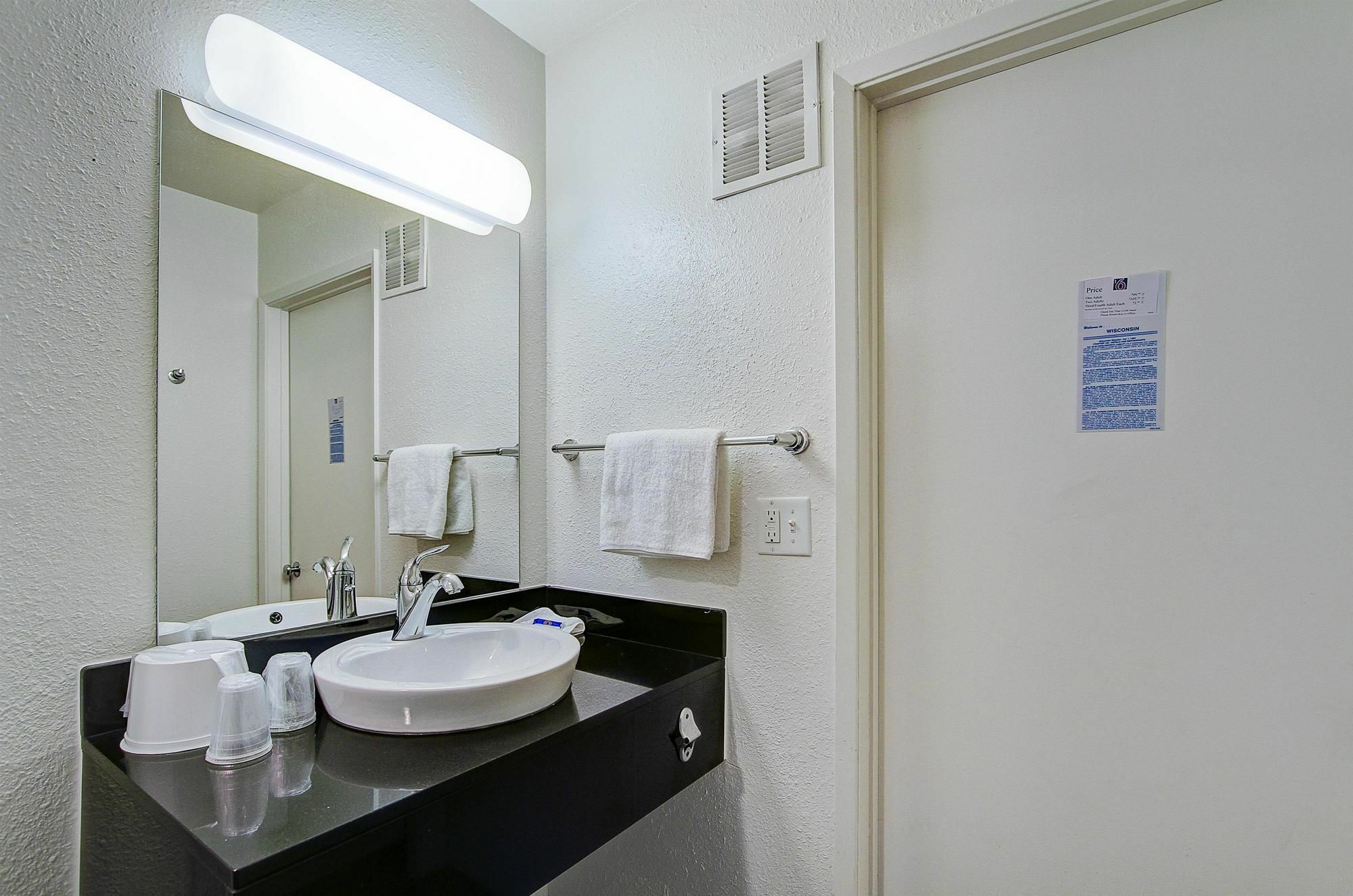 Motel 6-Green Bay, Wi Bagian luar foto